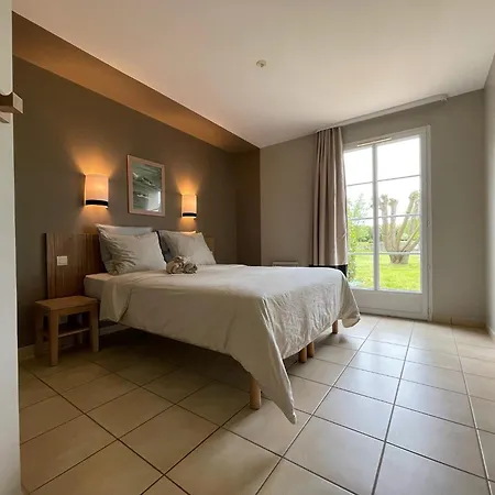 Holiday House Yourhosthelper *